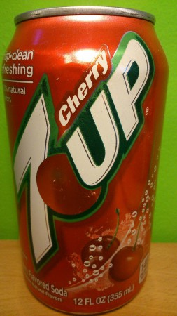 7UP CHERRY 355ML USA